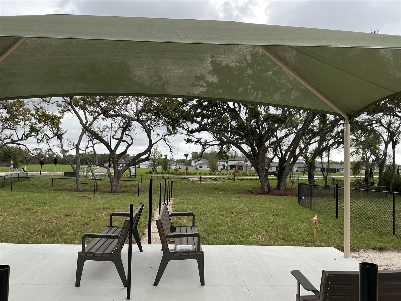 OAKFIELD LAKES - Residential