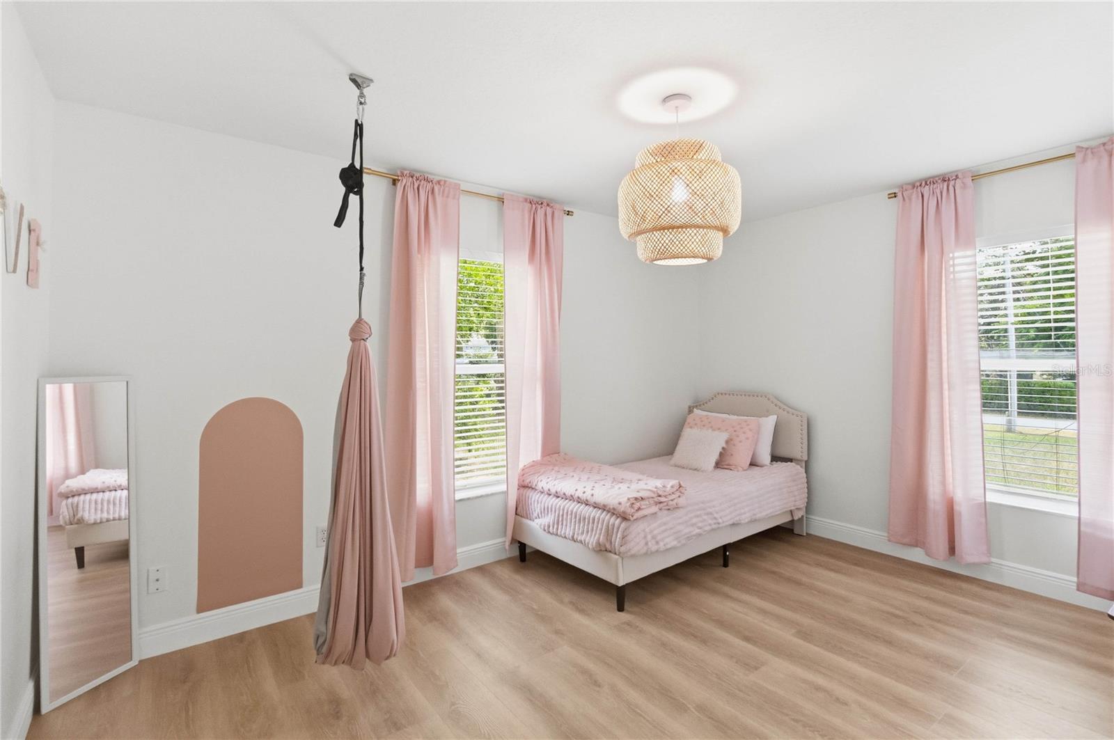HARBAR OAKS SUB - Residential