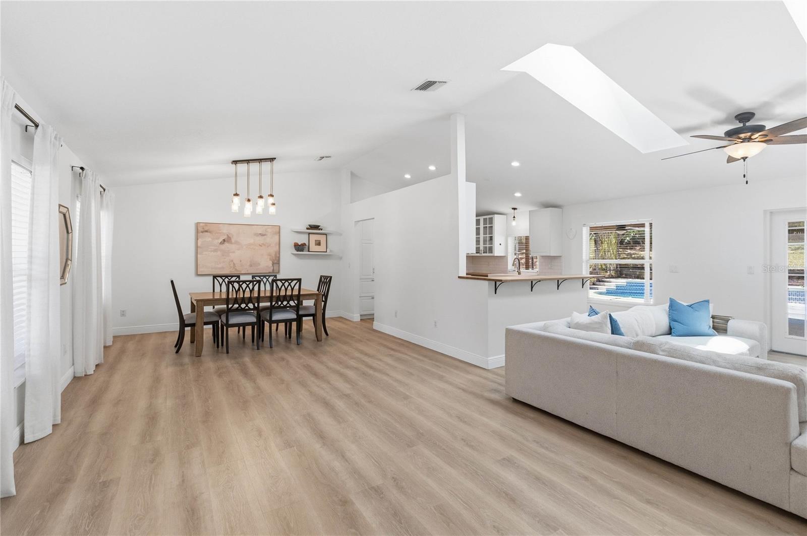 HARBAR OAKS SUB - Residential