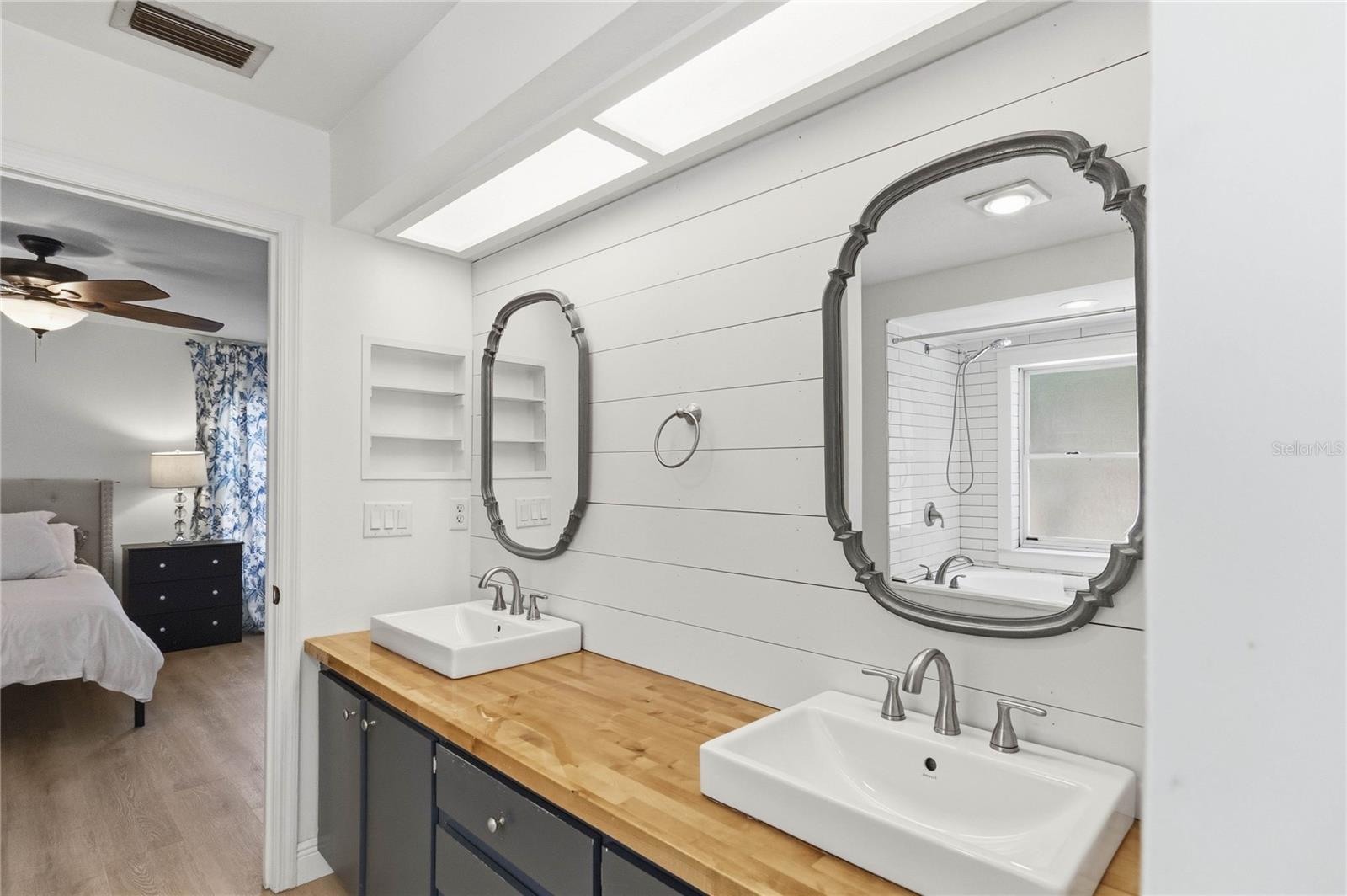 HARBAR OAKS SUB - Residential
