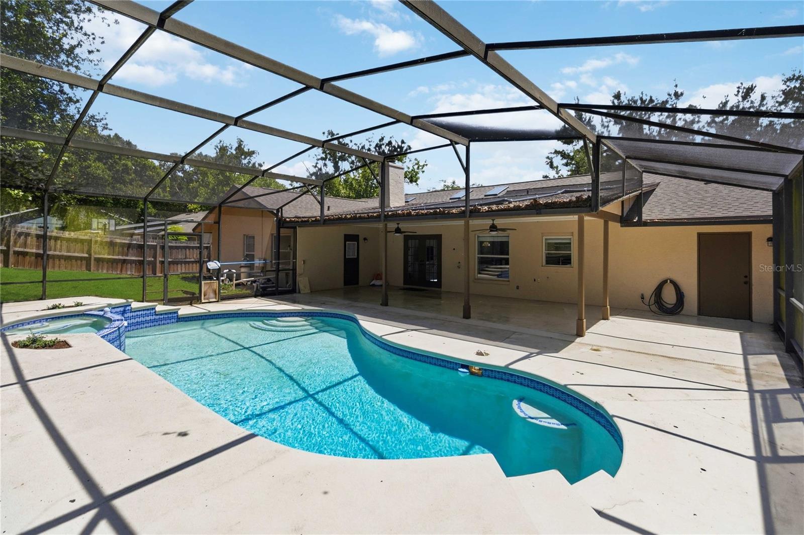 HARBAR OAKS SUB - Residential