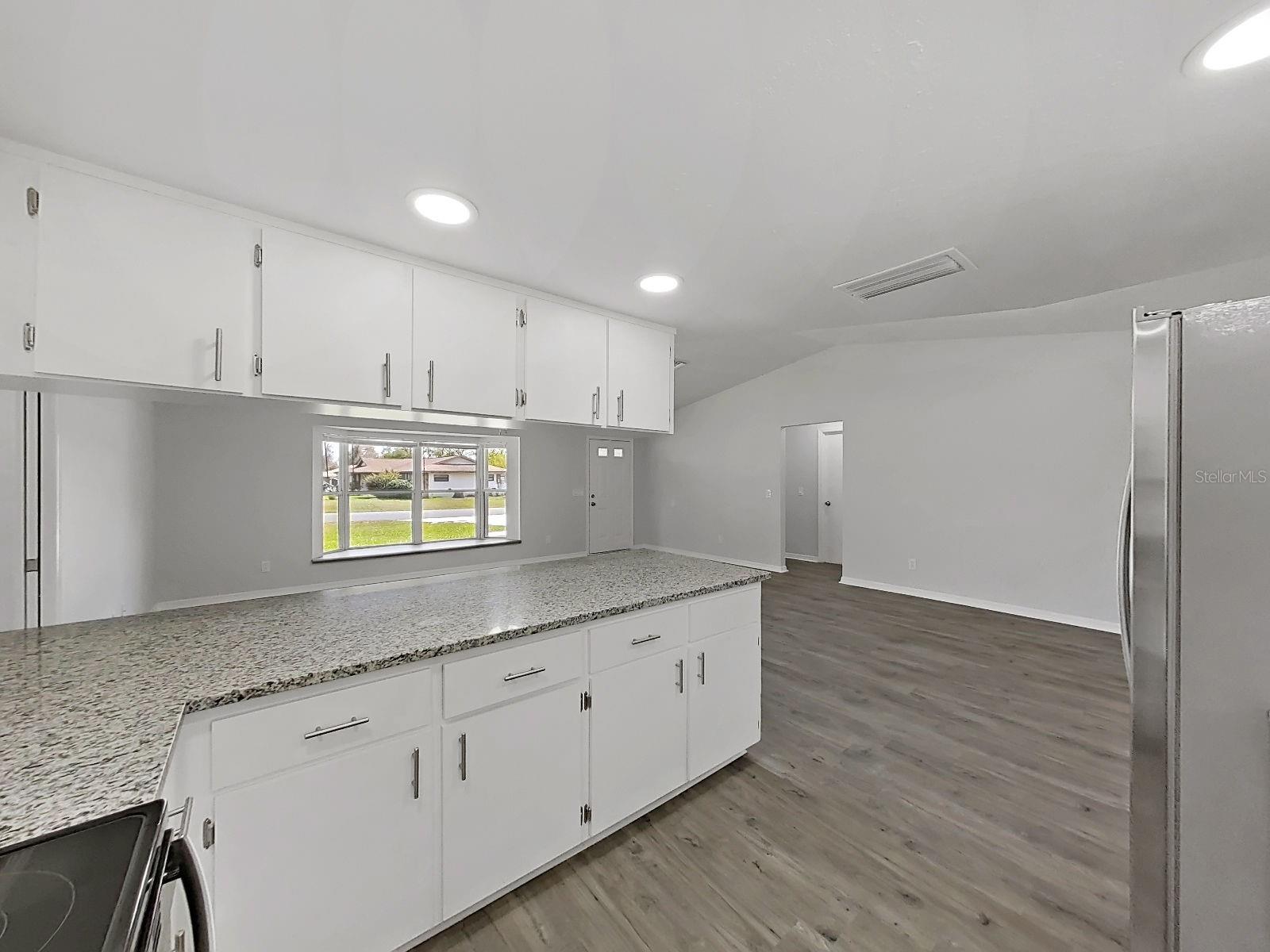 PINE GROVE - Residential