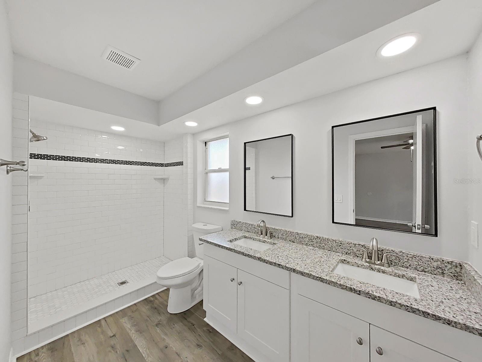 PINE GROVE - Residential