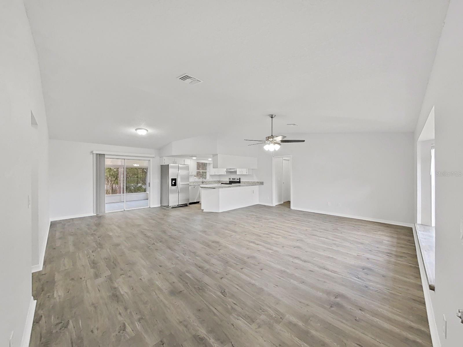 PINE GROVE - Residential