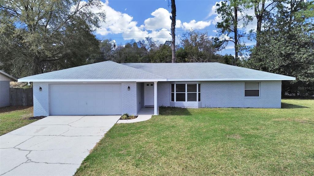Photo of 902 Great Pine Point, Inverness, FL 34452 (MLS # TB8483821)