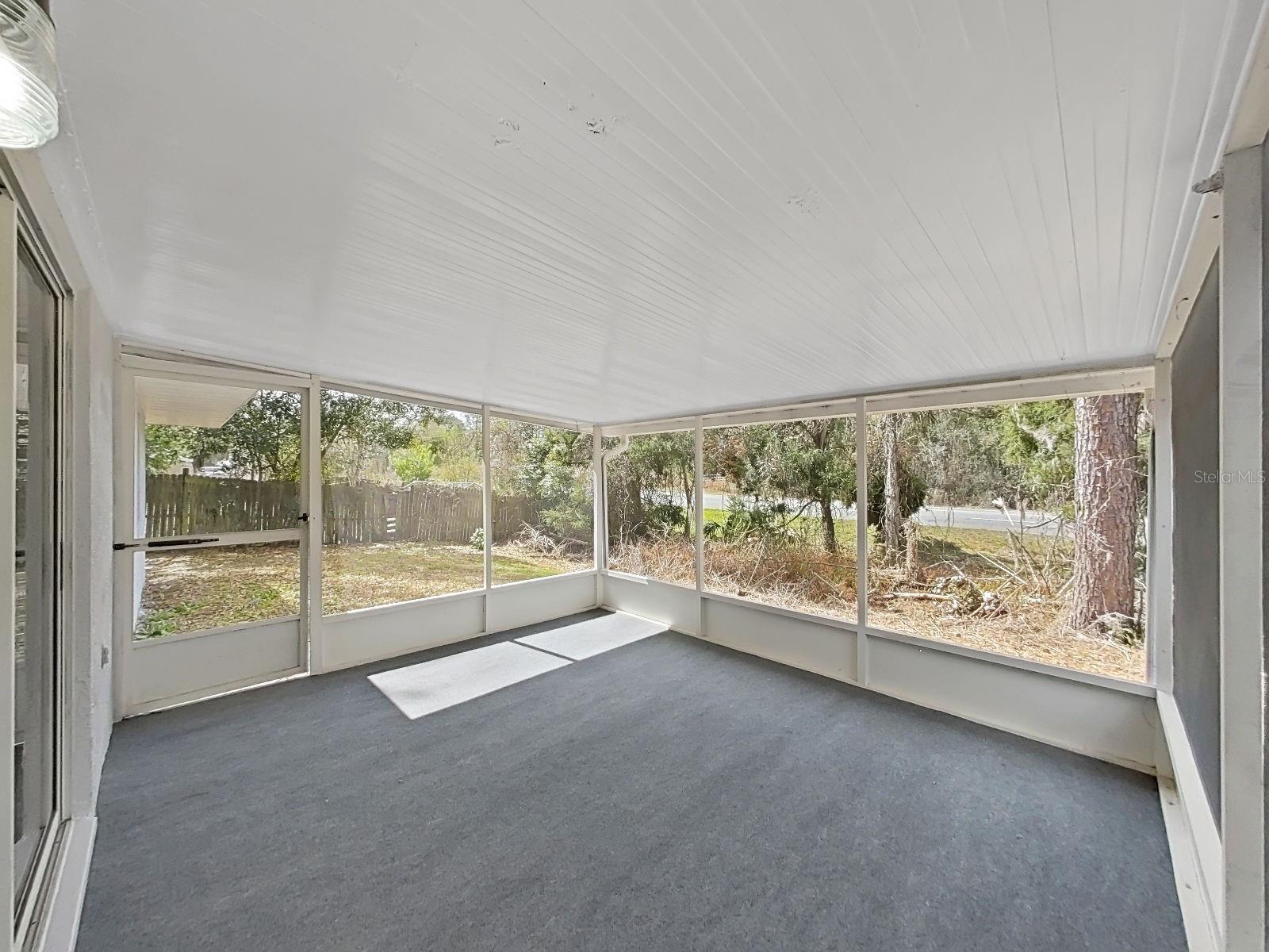 PINE GROVE - Residential