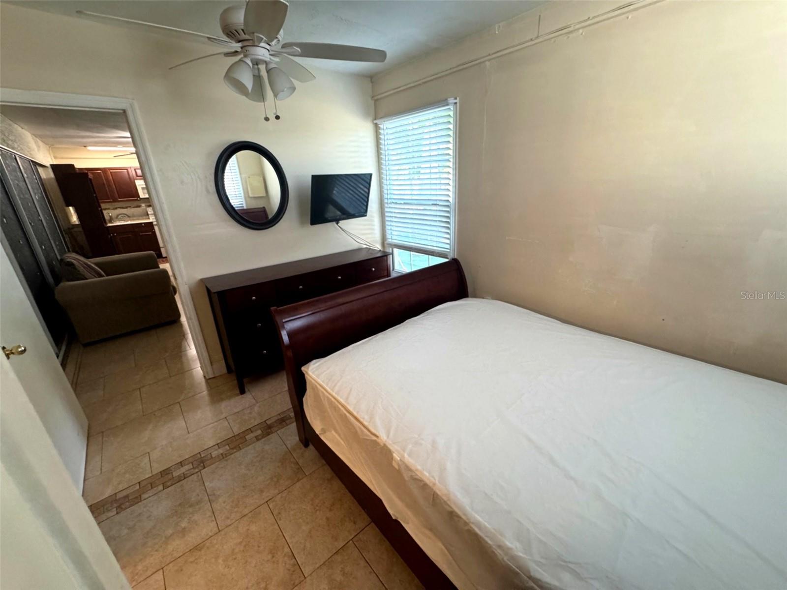 SPANISH ACRES - Residential