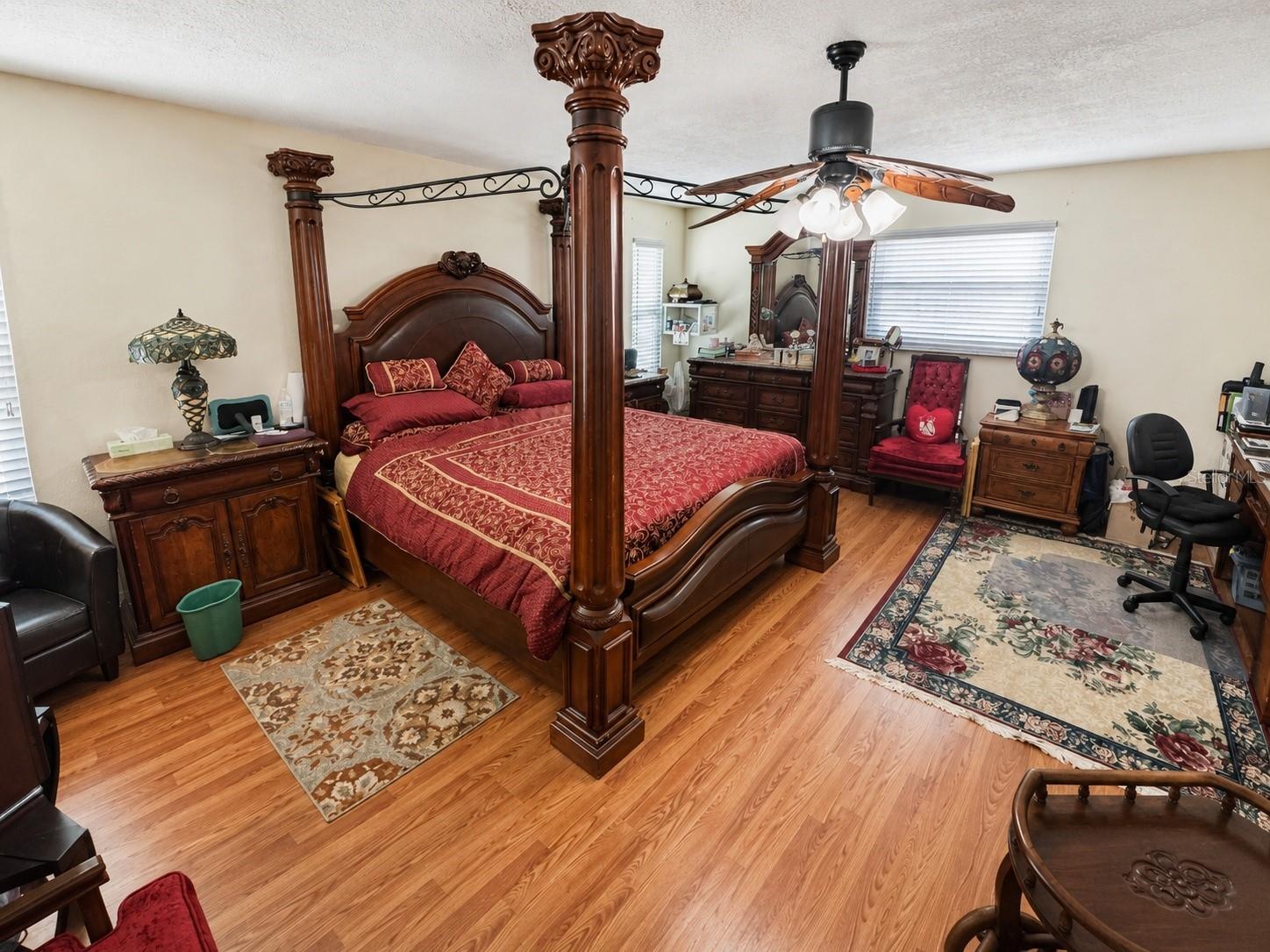 SPANISH ACRES - Residential