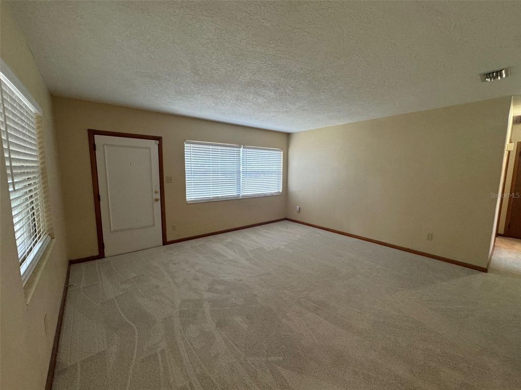 Photo of 1038 SE 30th Avenue, Ocala, FL 34471 (MLS # OM721855)