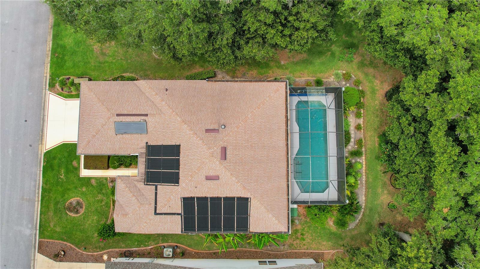 32948 RAMBLING OAKS COURT