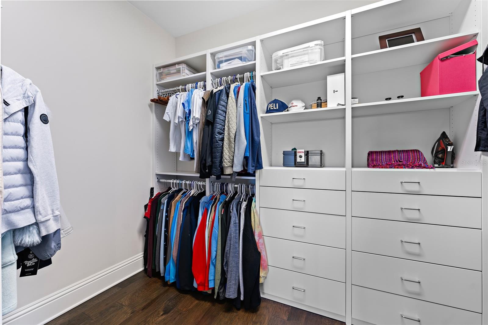 SUNSET PARK ISLES UNIT 5 - Residential