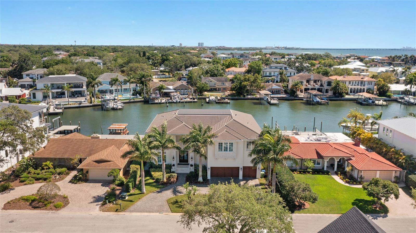 SUNSET PARK ISLES UNIT 5 - Residential