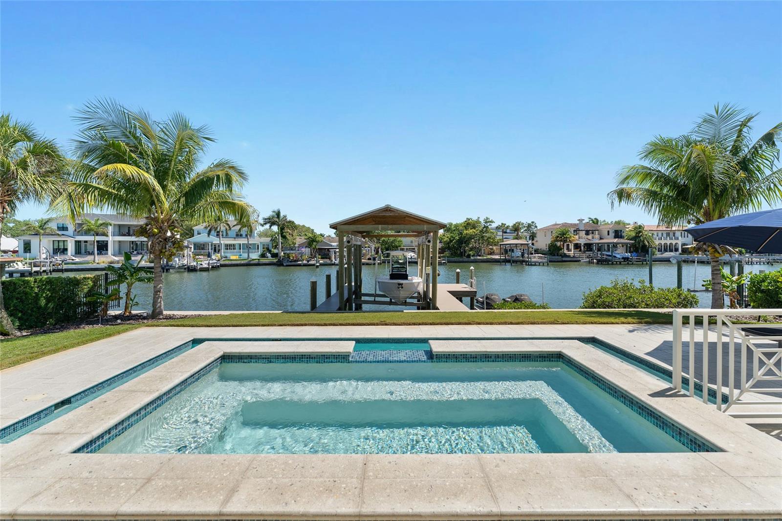 SUNSET PARK ISLES UNIT 5 - Residential