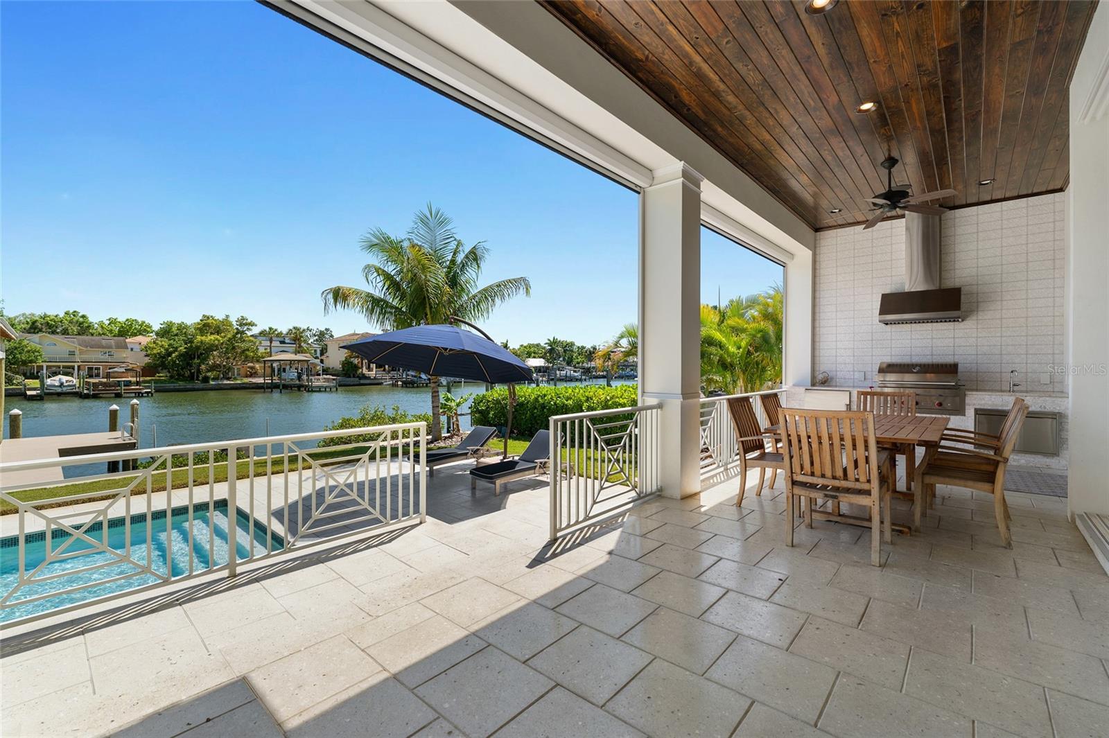 SUNSET PARK ISLES UNIT 5 - Residential