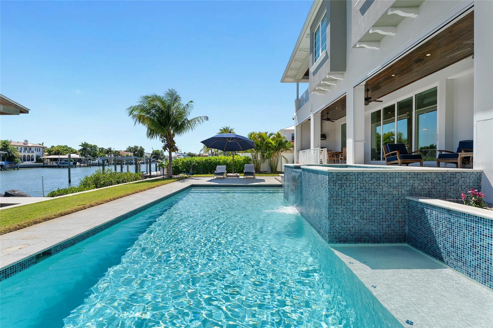 SUNSET PARK ISLES UNIT 5 - Residential