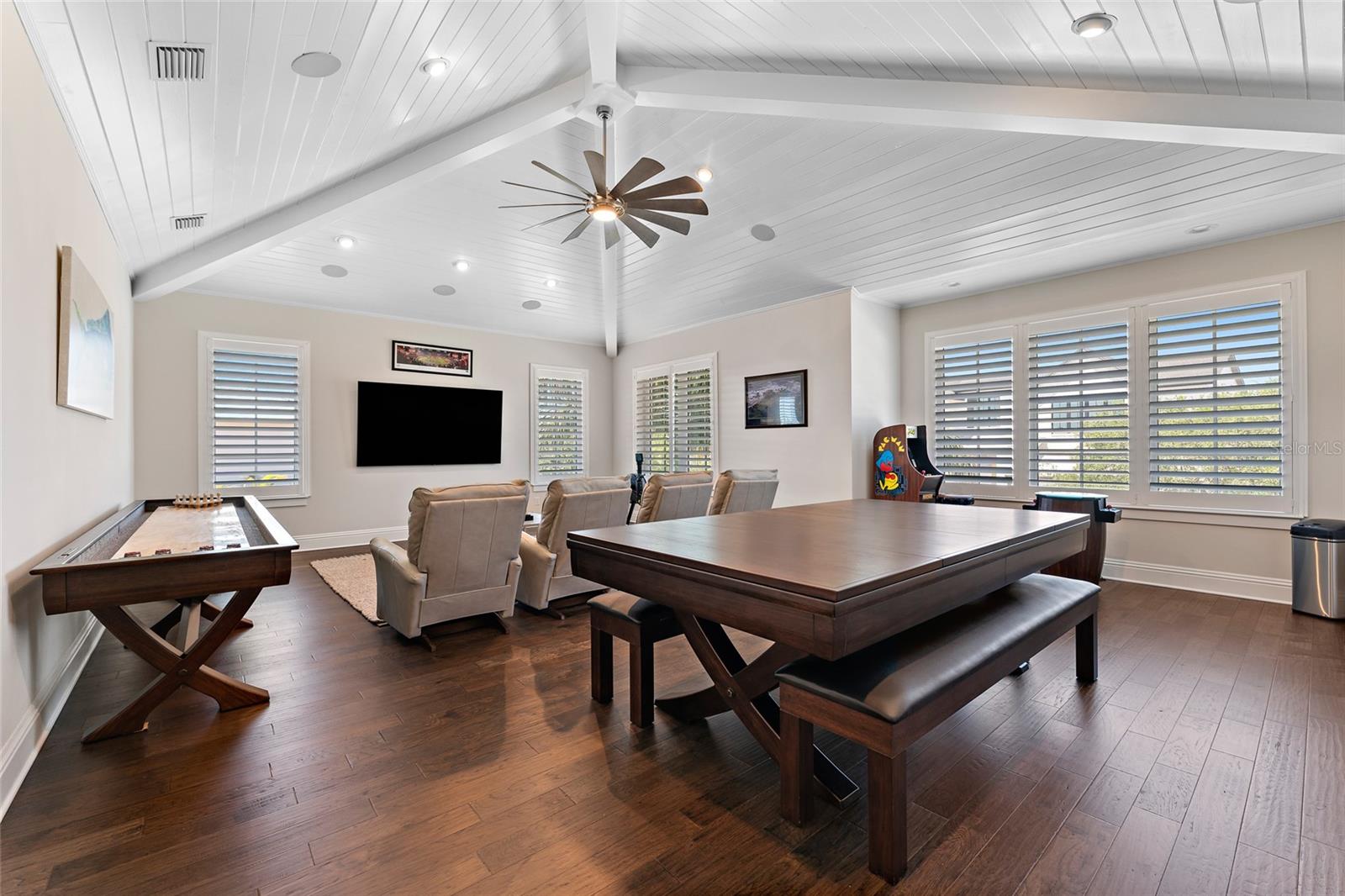 SUNSET PARK ISLES UNIT 5 - Residential