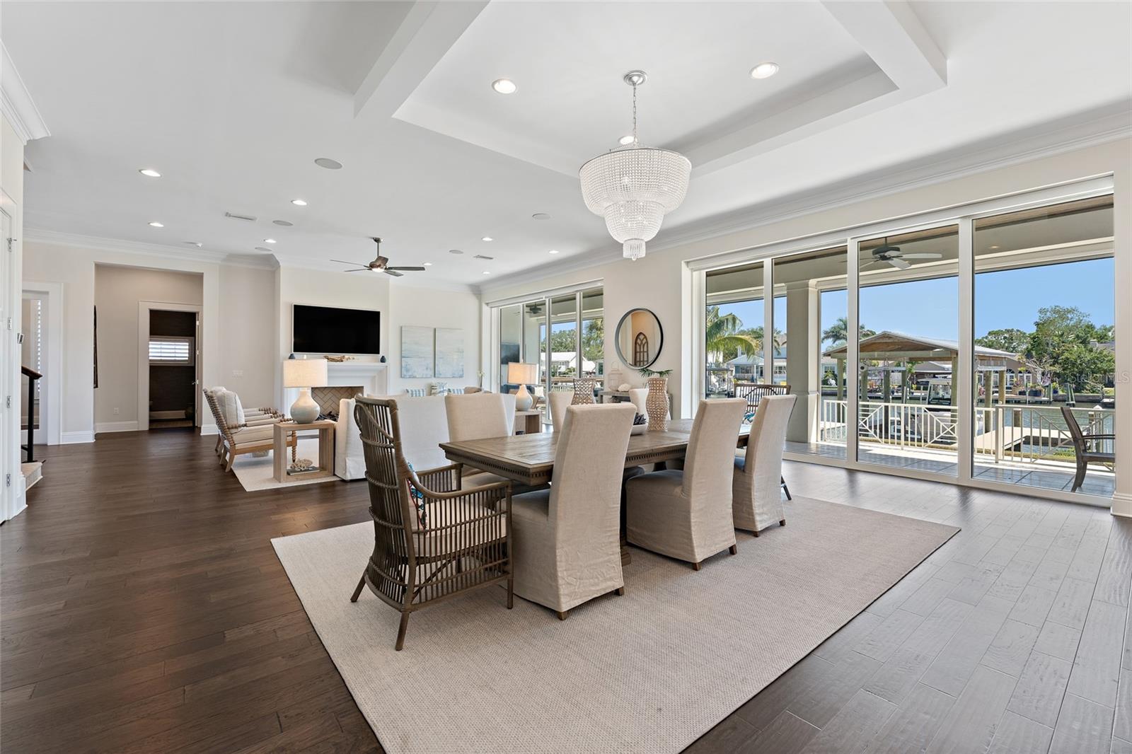 SUNSET PARK ISLES UNIT 5 - Residential