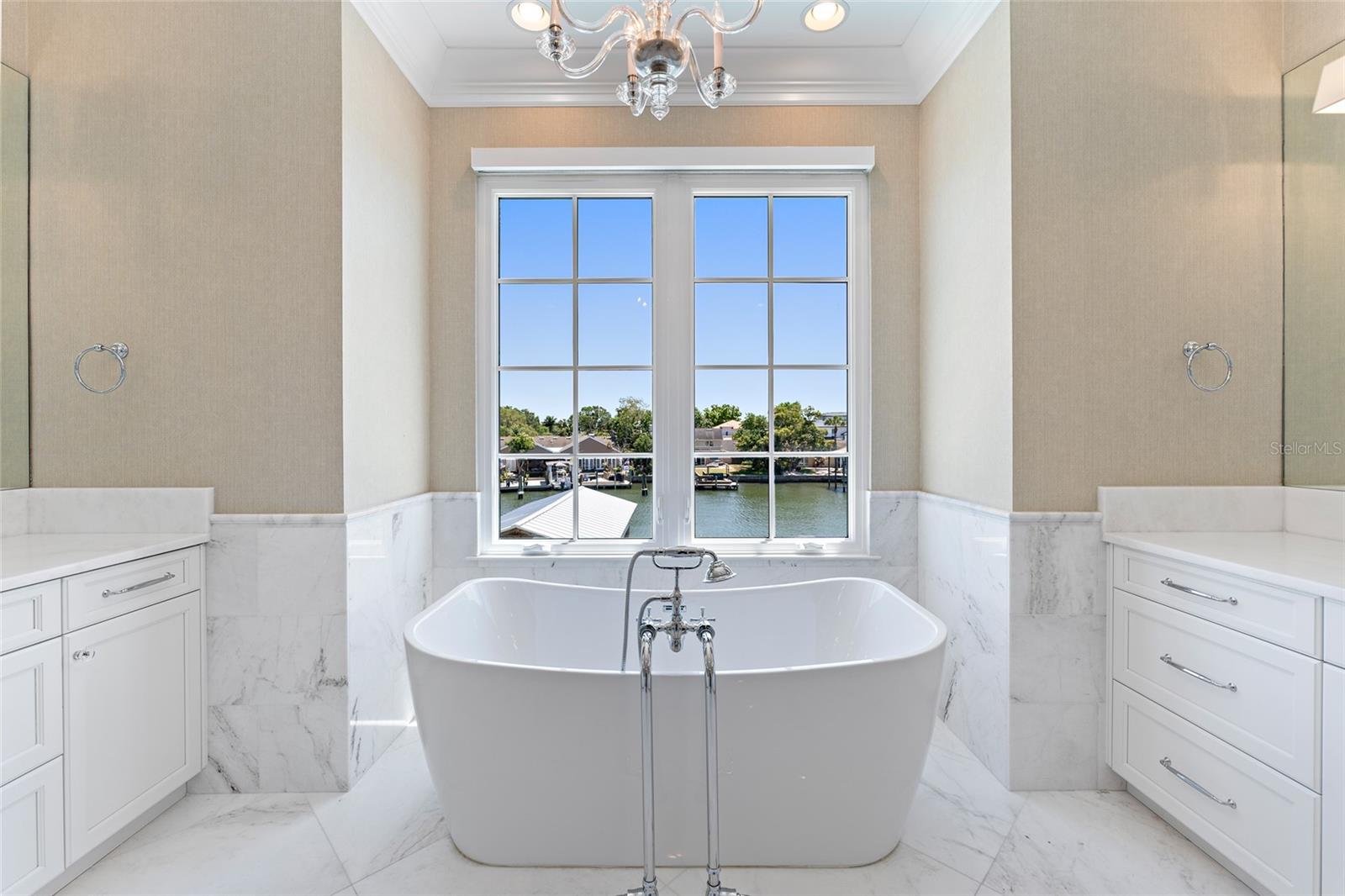 SUNSET PARK ISLES UNIT 5 - Residential