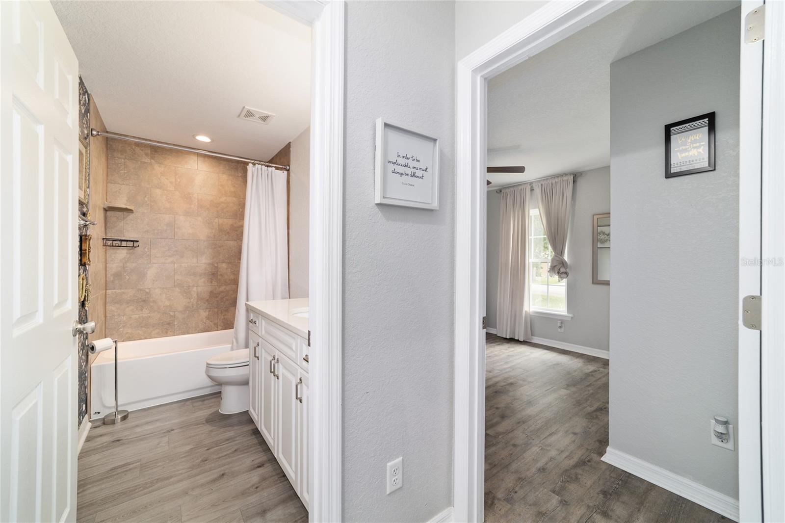 OCALA PARK ESTATES - Residential