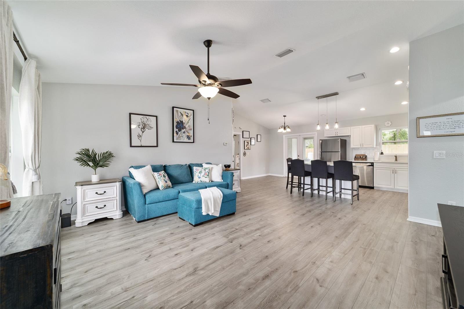 OCALA PARK ESTATES - Residential