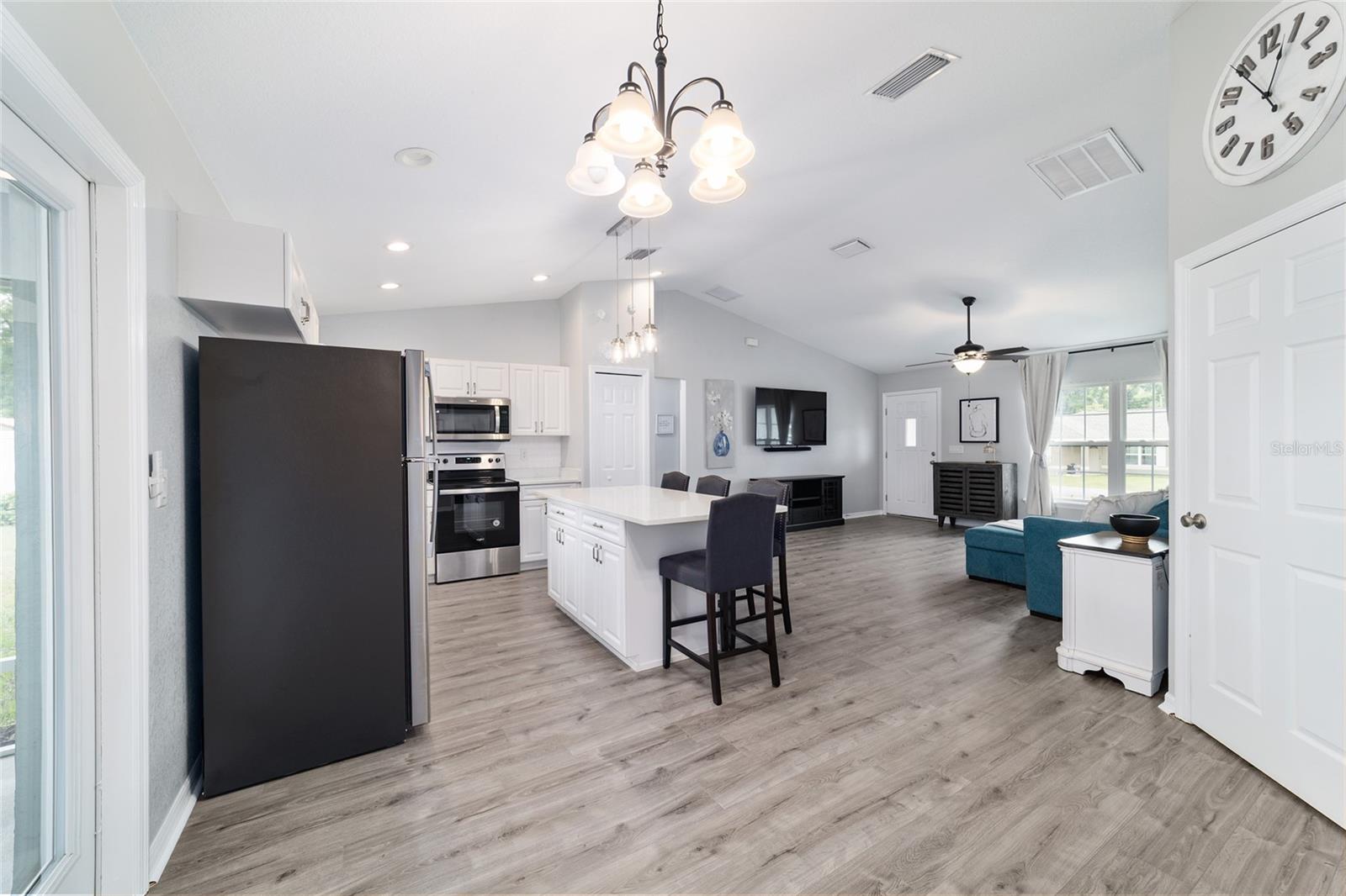 OCALA PARK ESTATES - Residential