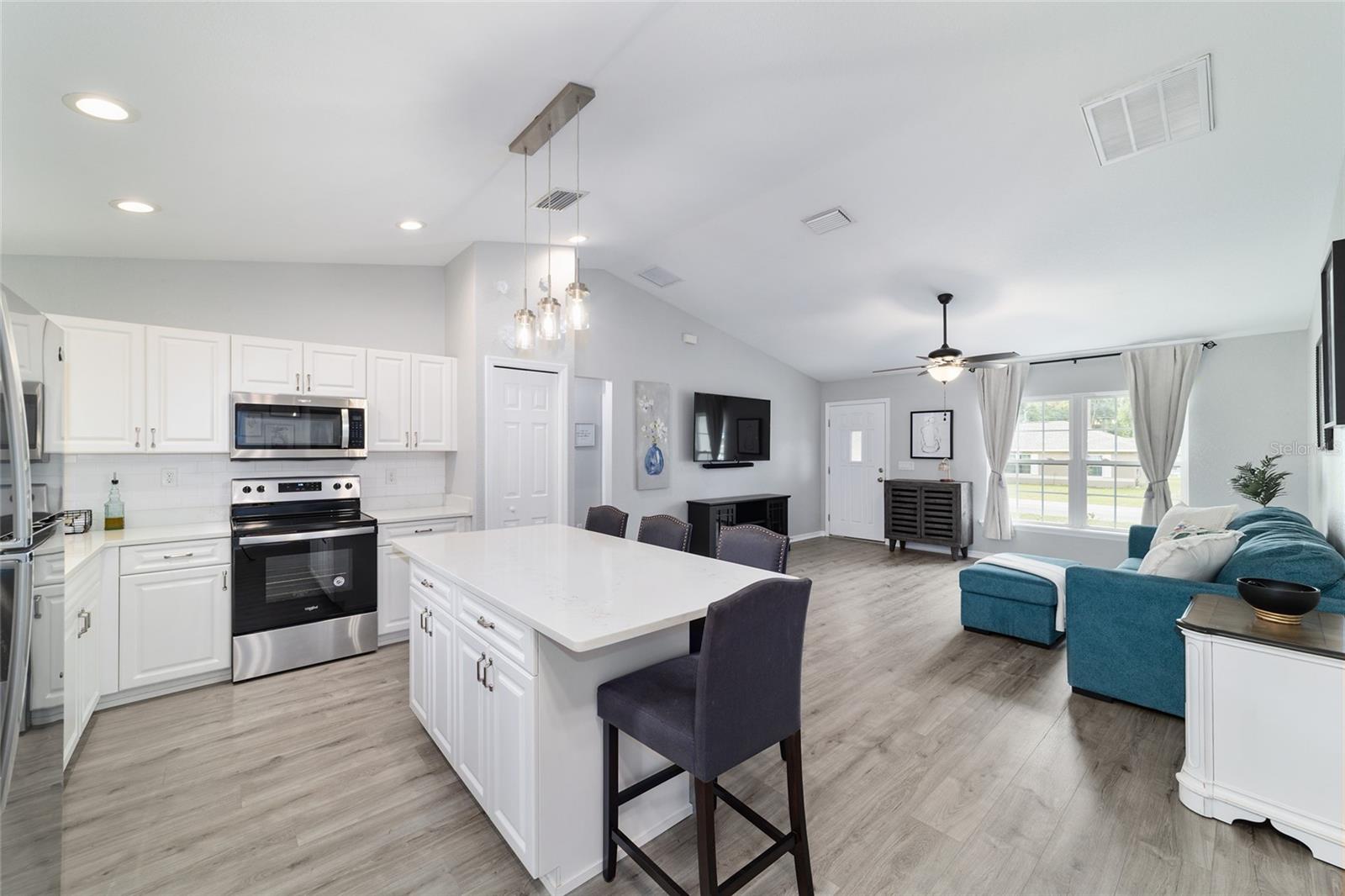 OCALA PARK ESTATES - Residential