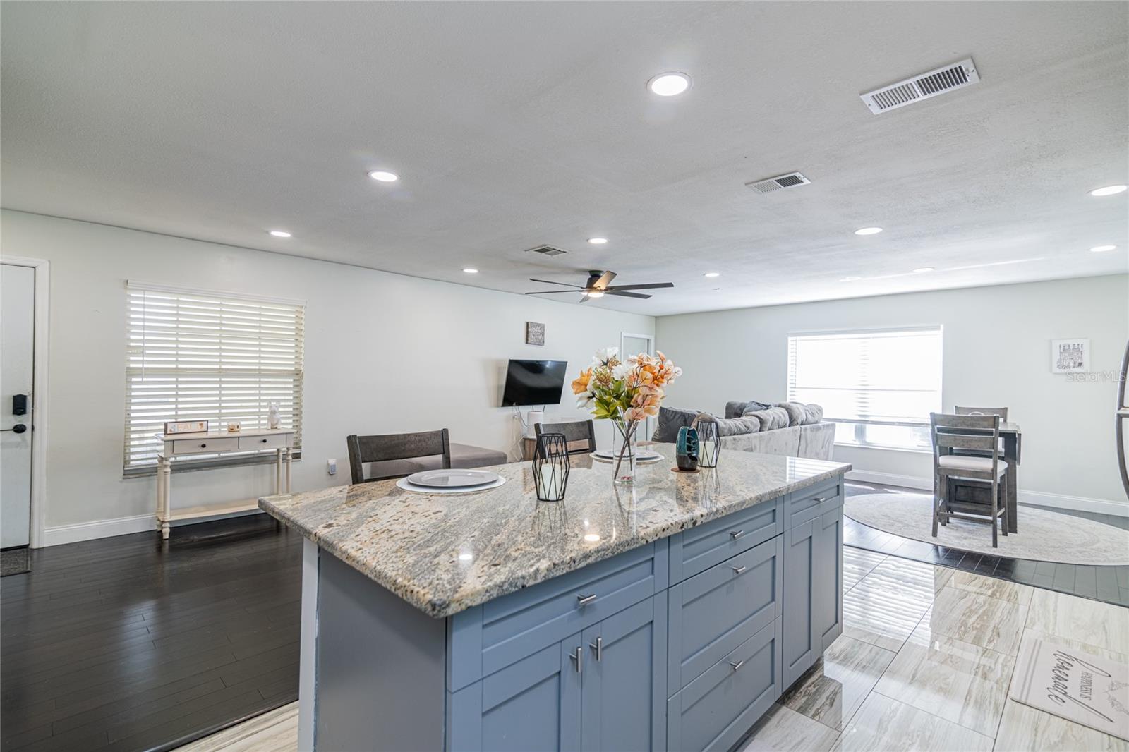 NORTH POINTE UNIT III - Residential