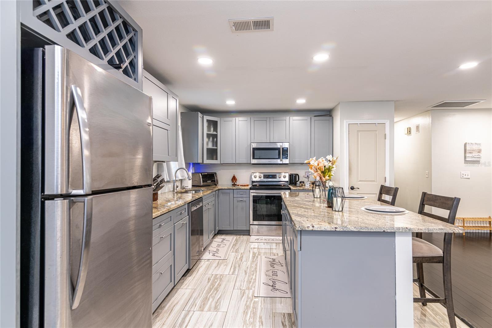 NORTH POINTE UNIT III - Residential