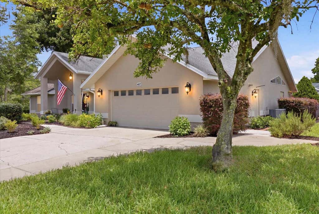 Photo of 4823 SE 14th Street, Ocala, FL 34471 (MLS # OM726296)