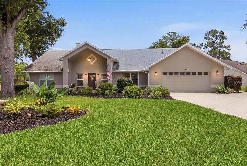 Photo of 4823 SE 14th Street, Ocala, FL 34471 (MLS # OM726296)
