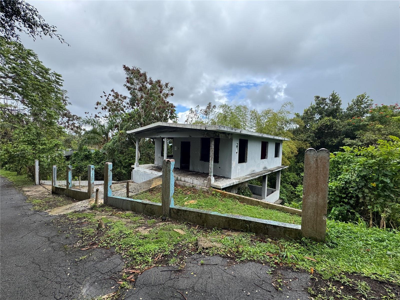 carr 619 Km 3.0 INT. CUCHILLAS WARD