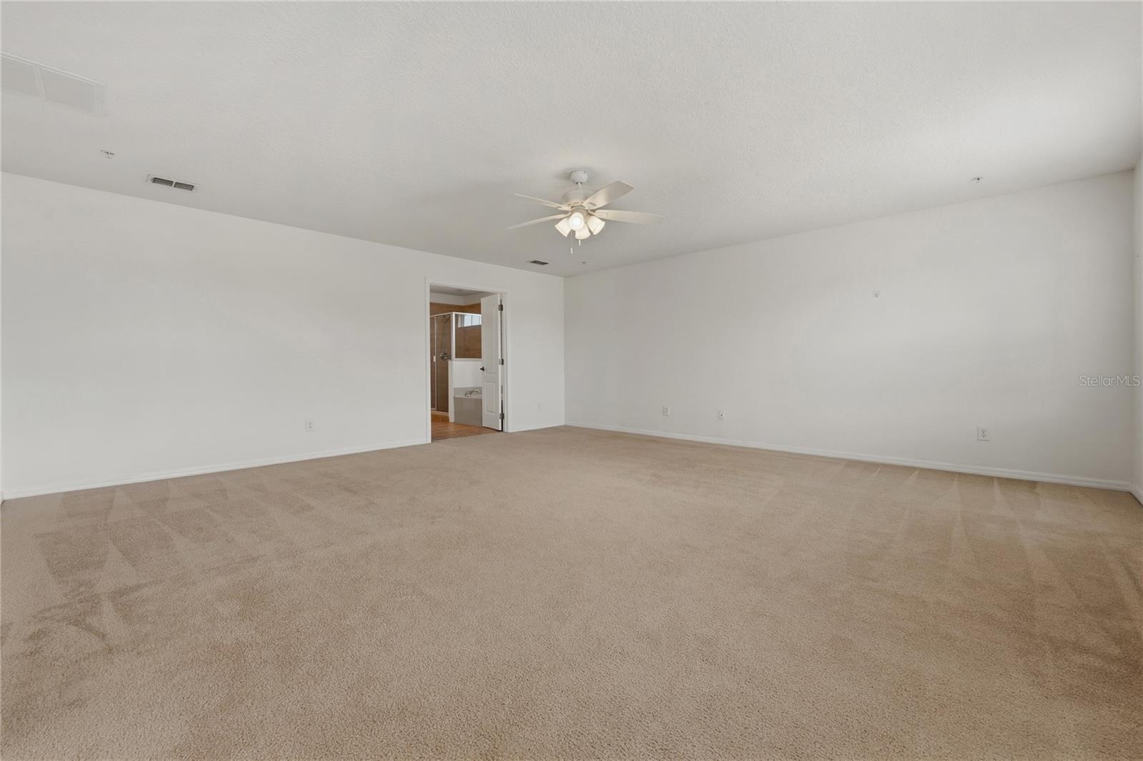 EAST PARK - Residential Lease