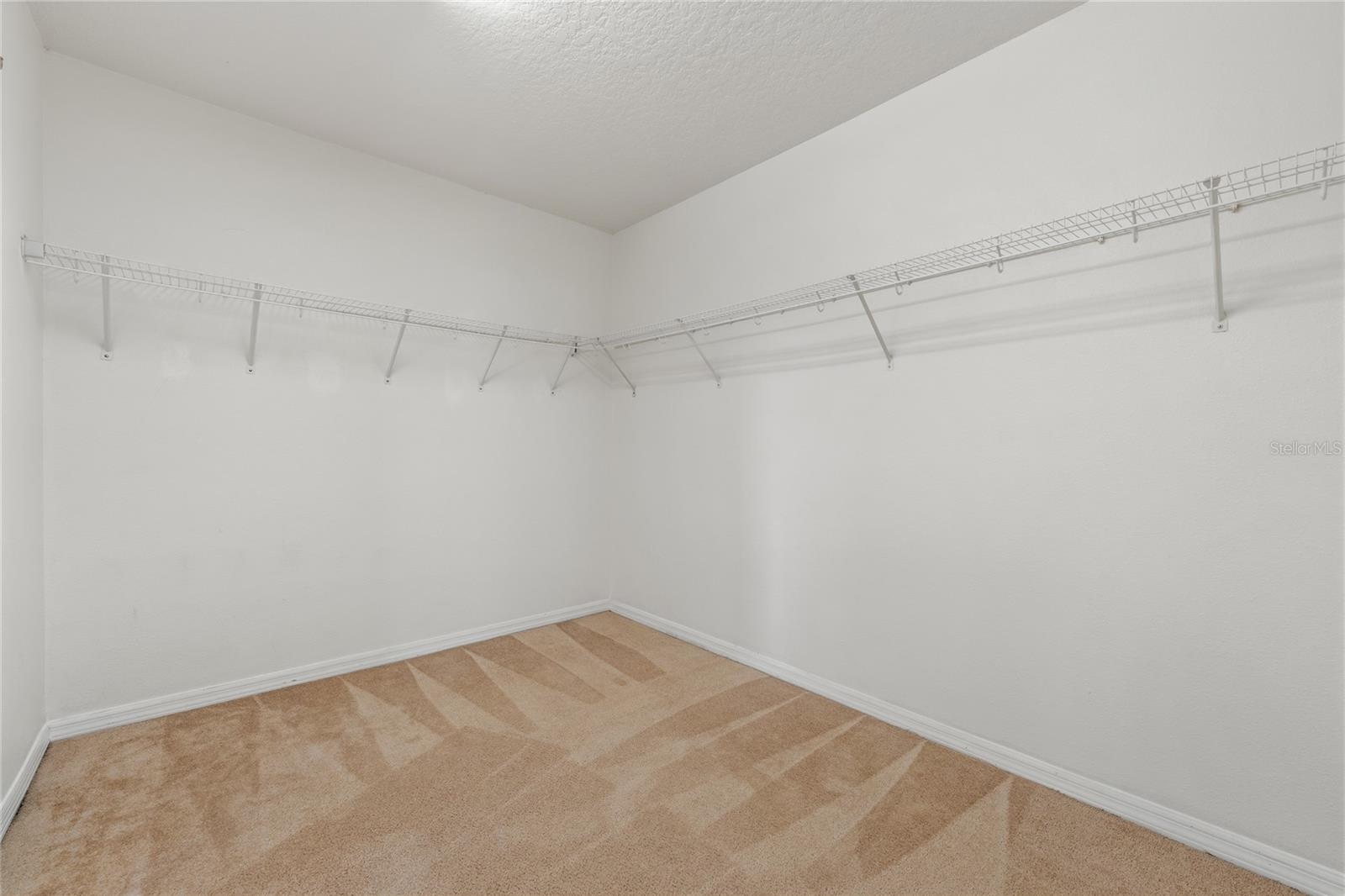 EAST PARK - Residential Lease