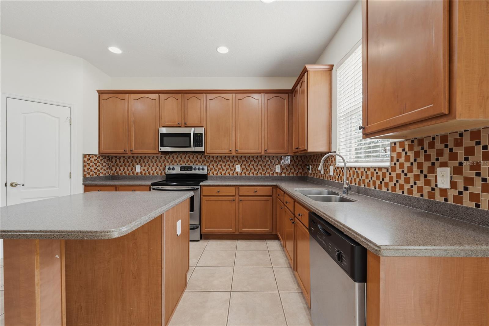 EAST PARK - Residential Lease