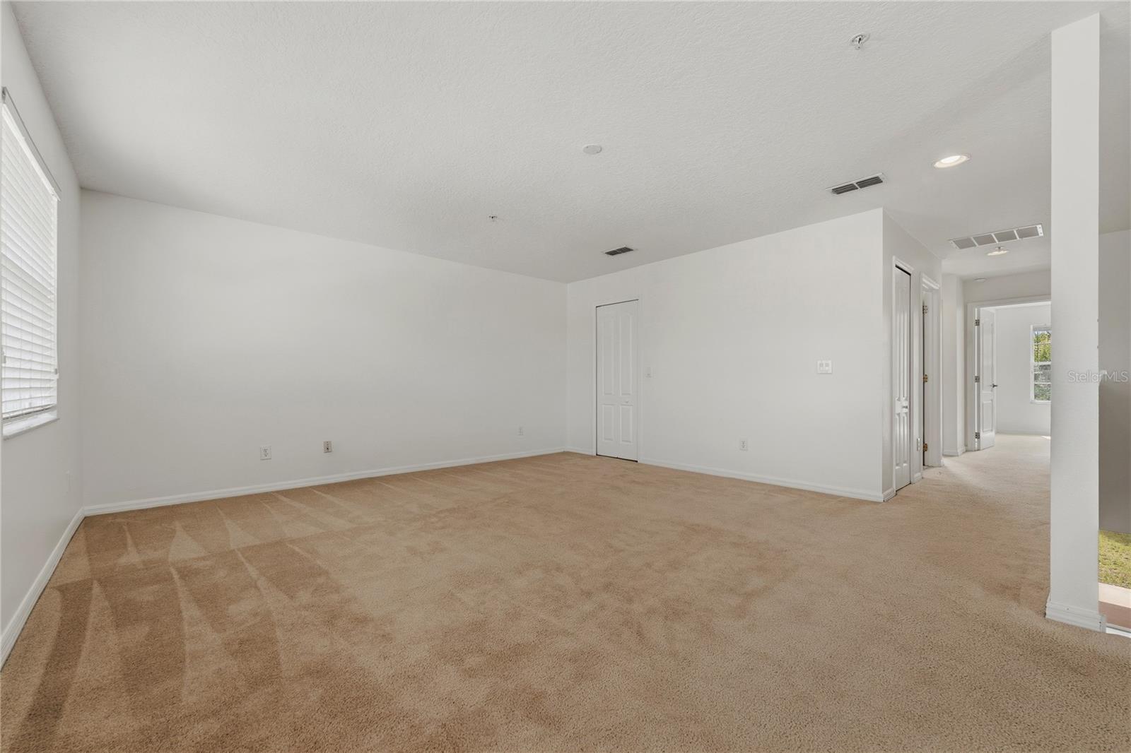 EAST PARK - Residential Lease