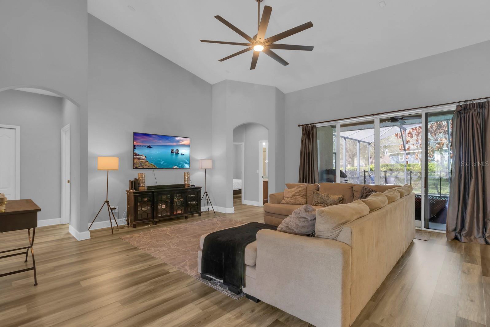 ROCK SPGS RDG PH V-C - Residential