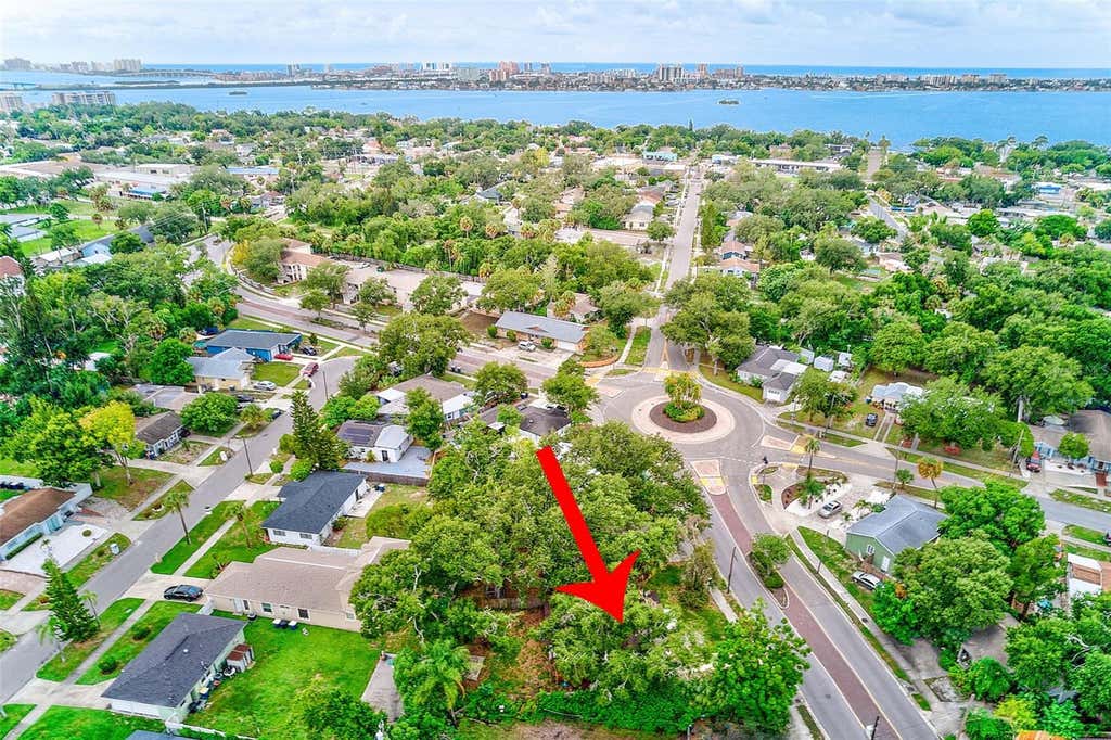 Photo of 1011 Fairmont Street, Clearwater, FL 33755 (MLS # TB8535570)