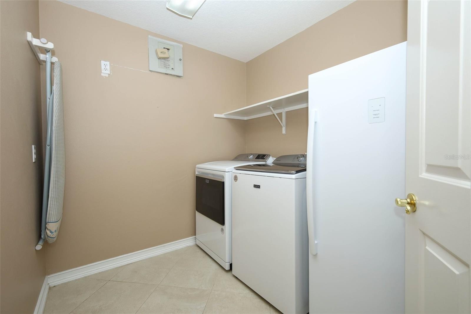WEKIVA VILLAS - Residential