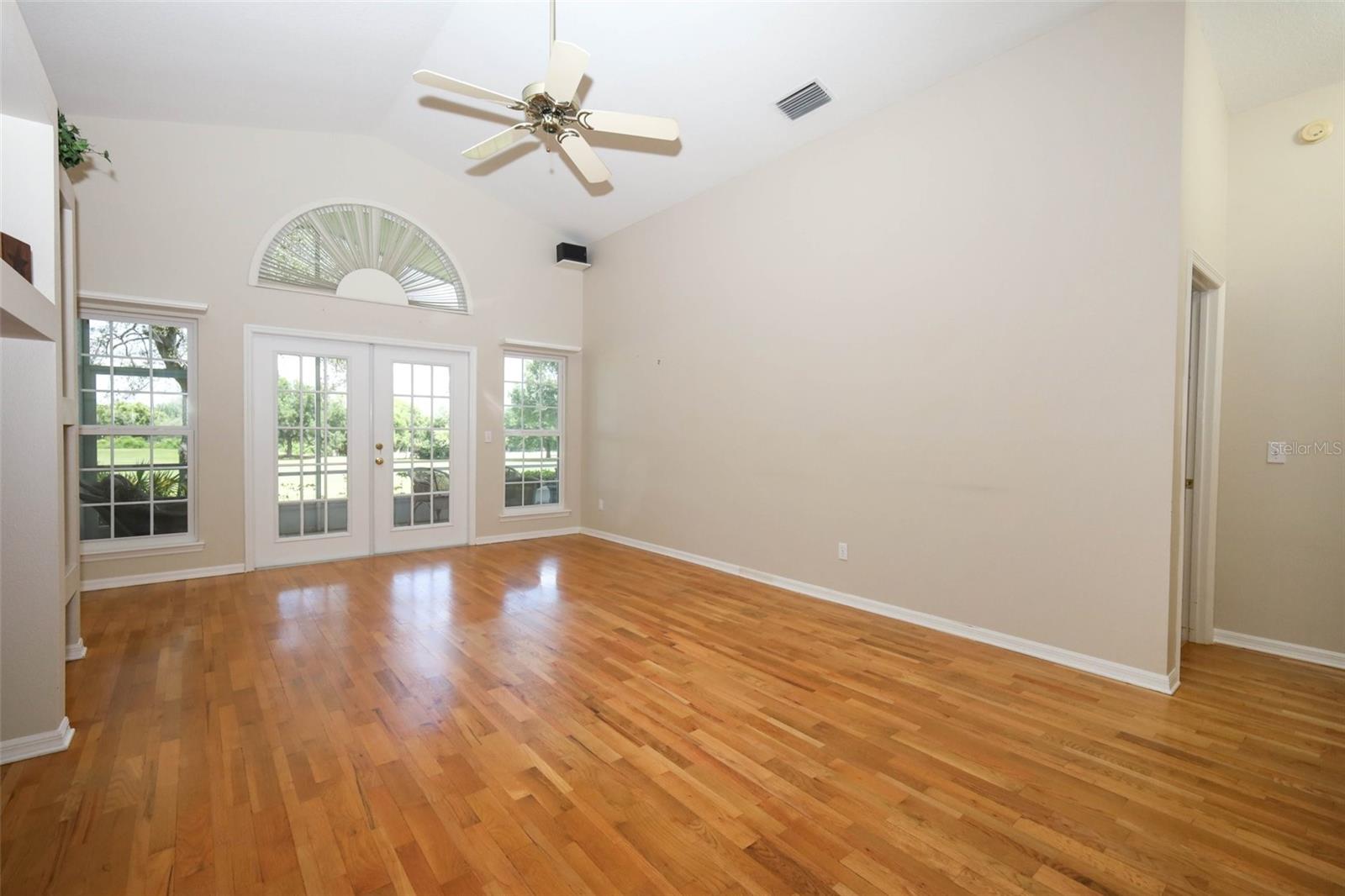 WEKIVA VILLAS - Residential