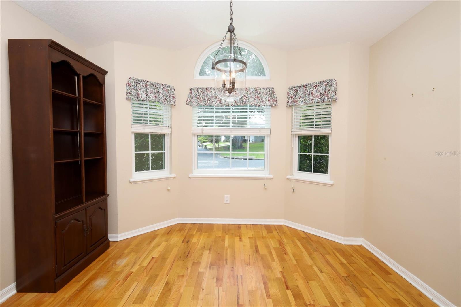 WEKIVA VILLAS - Residential