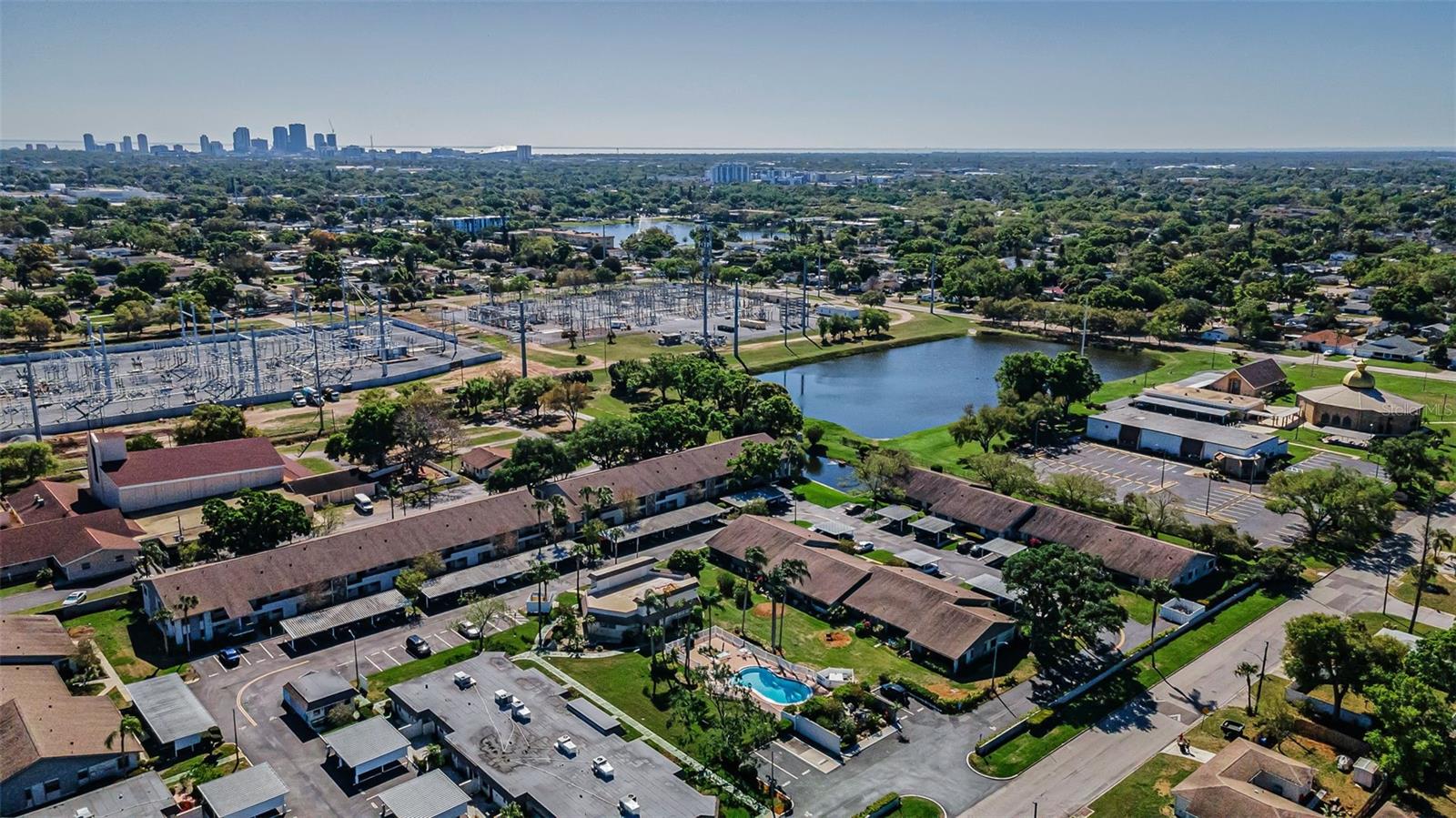 HARSHAW LAKE PARK CONDO - Residential