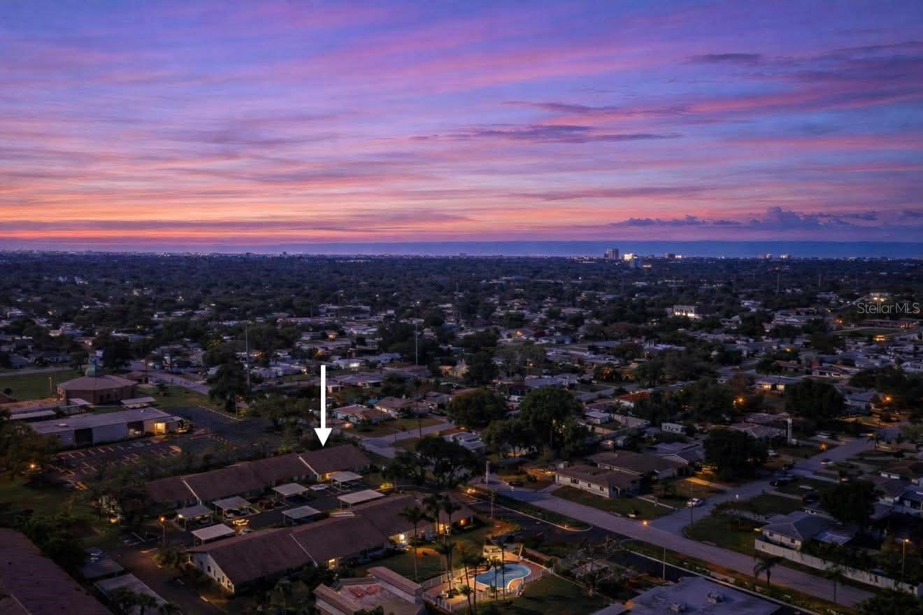 HARSHAW LAKE PARK CONDO - Residential