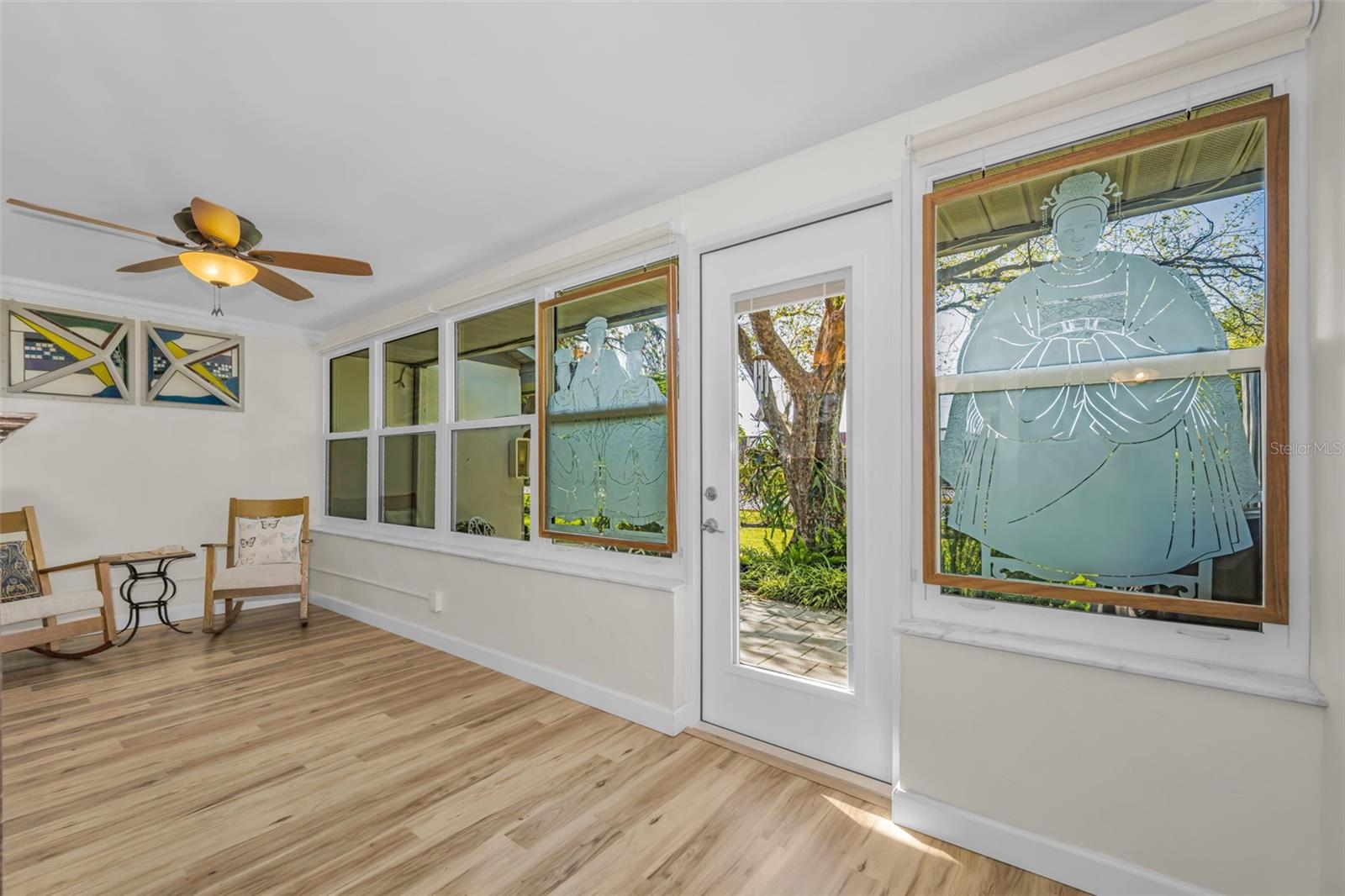 HARSHAW LAKE PARK CONDO - Residential