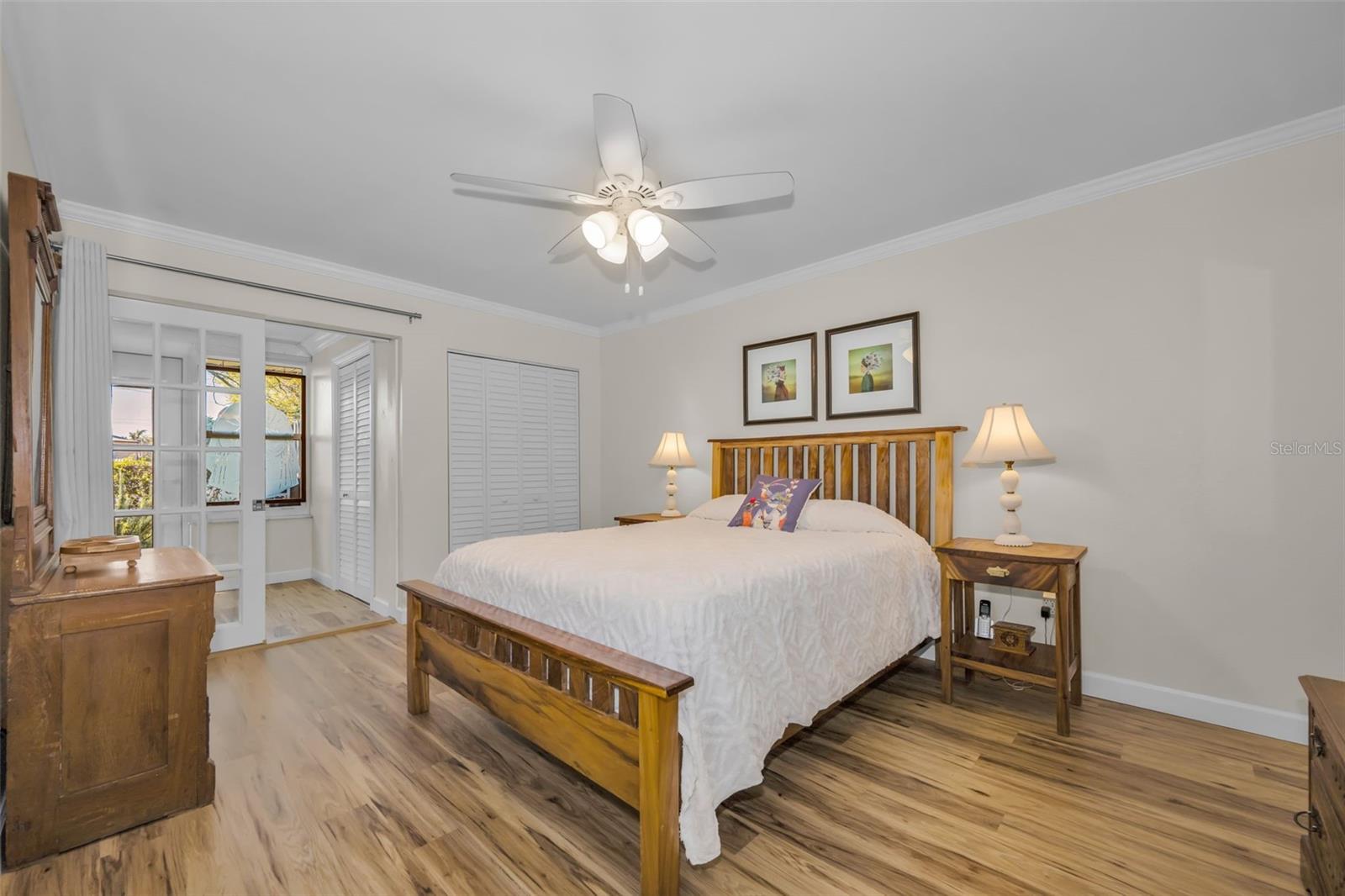 HARSHAW LAKE PARK CONDO - Residential