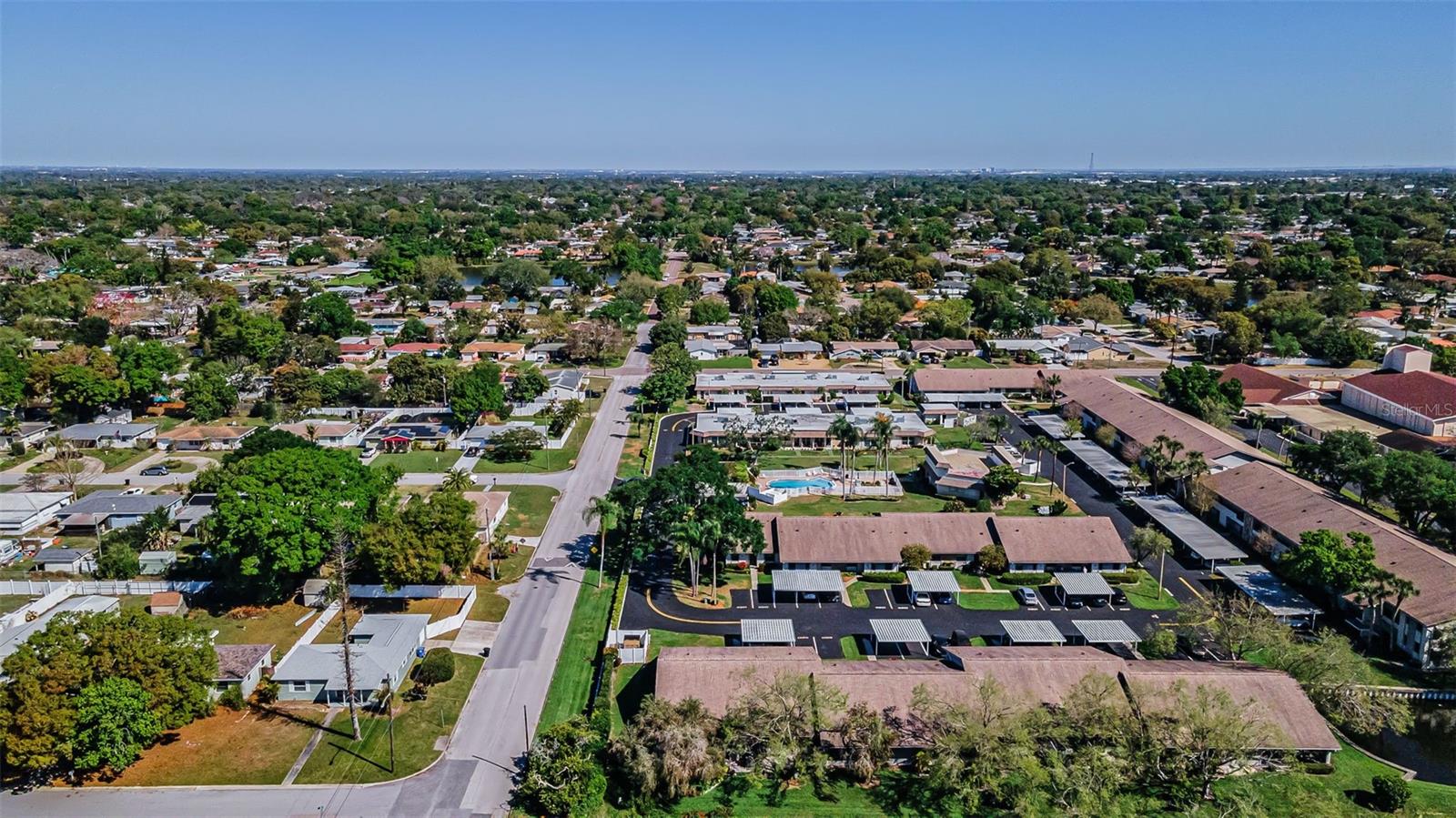 HARSHAW LAKE PARK CONDO - Residential