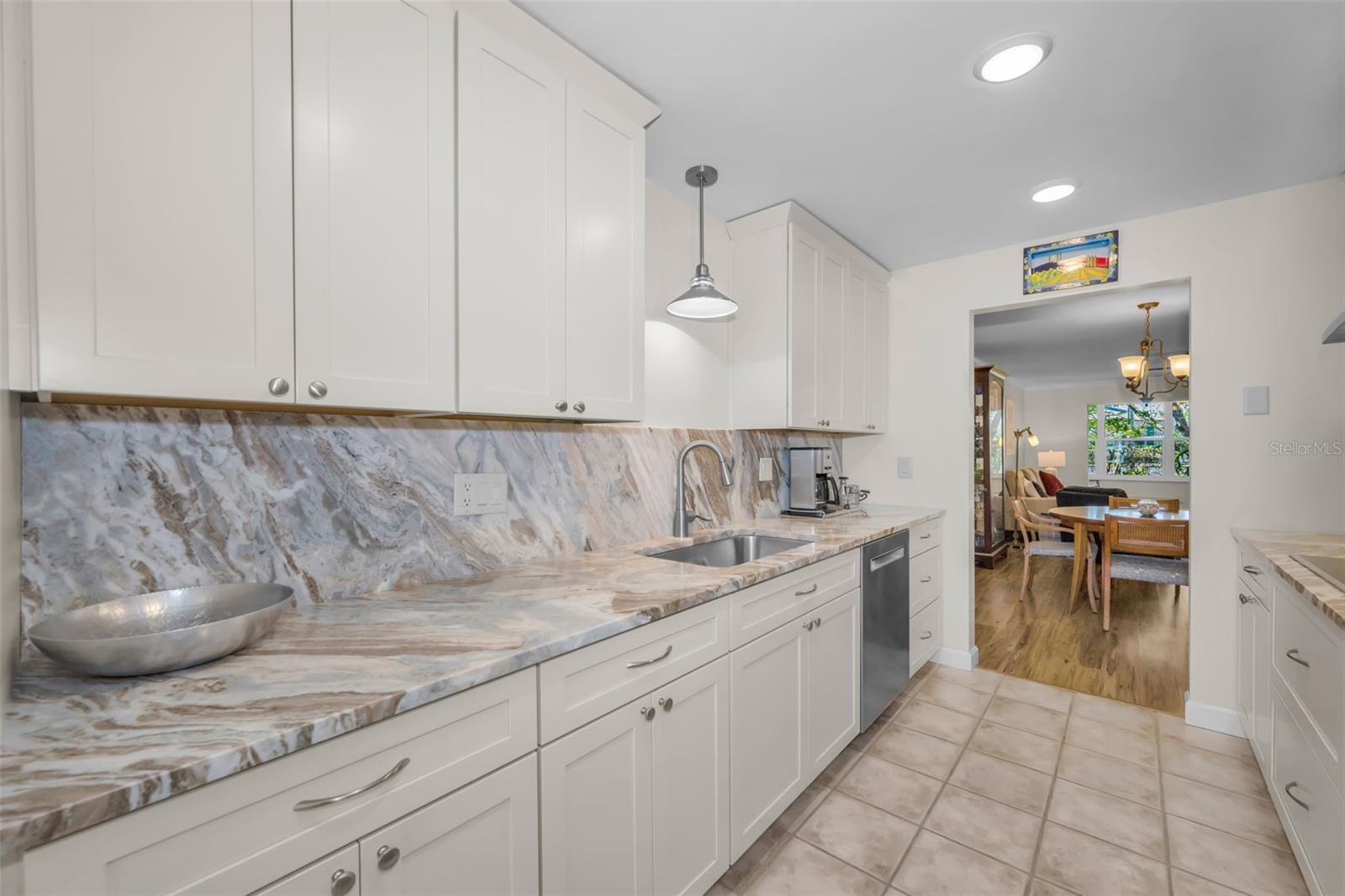 HARSHAW LAKE PARK CONDO - Residential