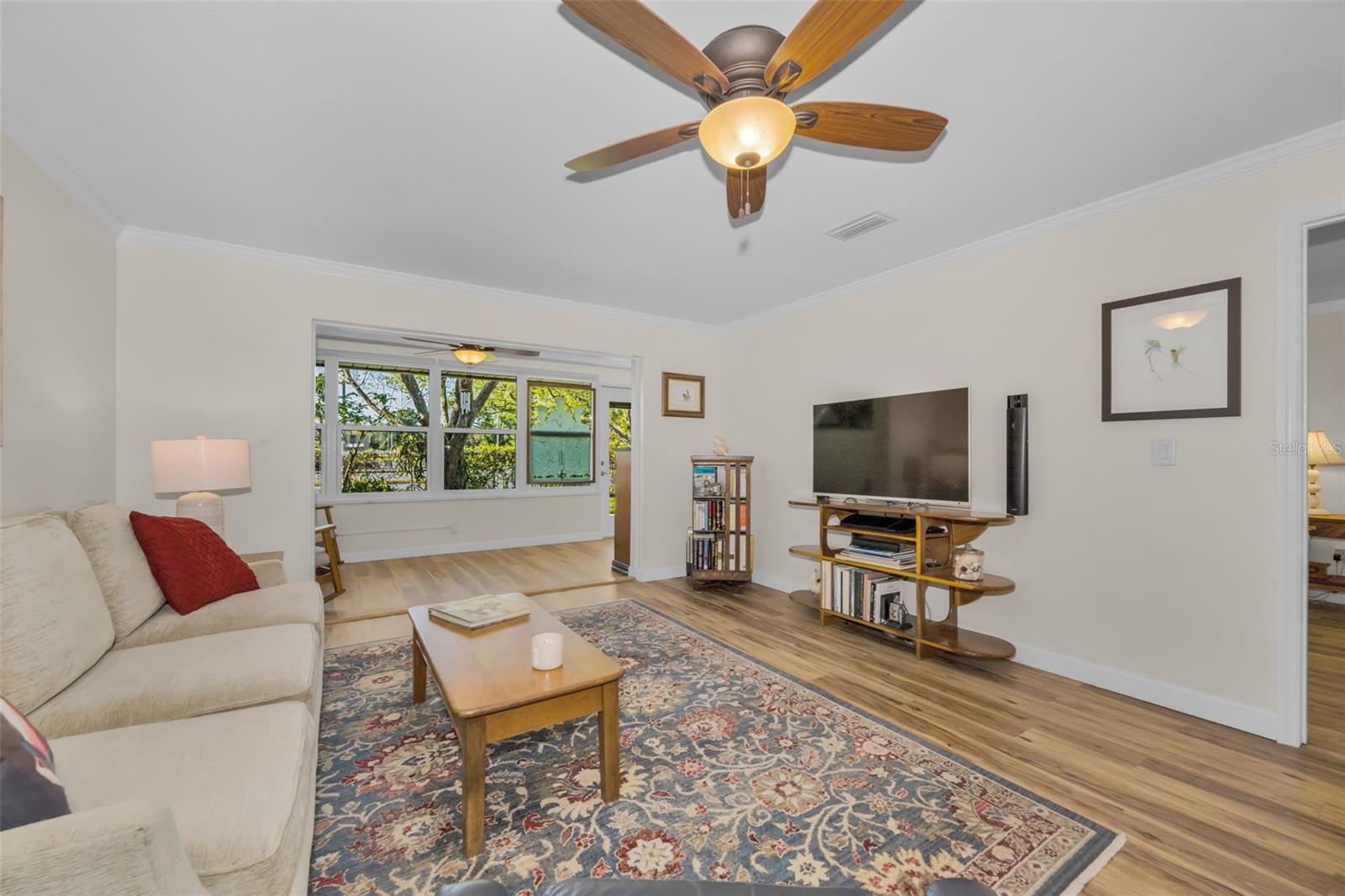 HARSHAW LAKE PARK CONDO - Residential