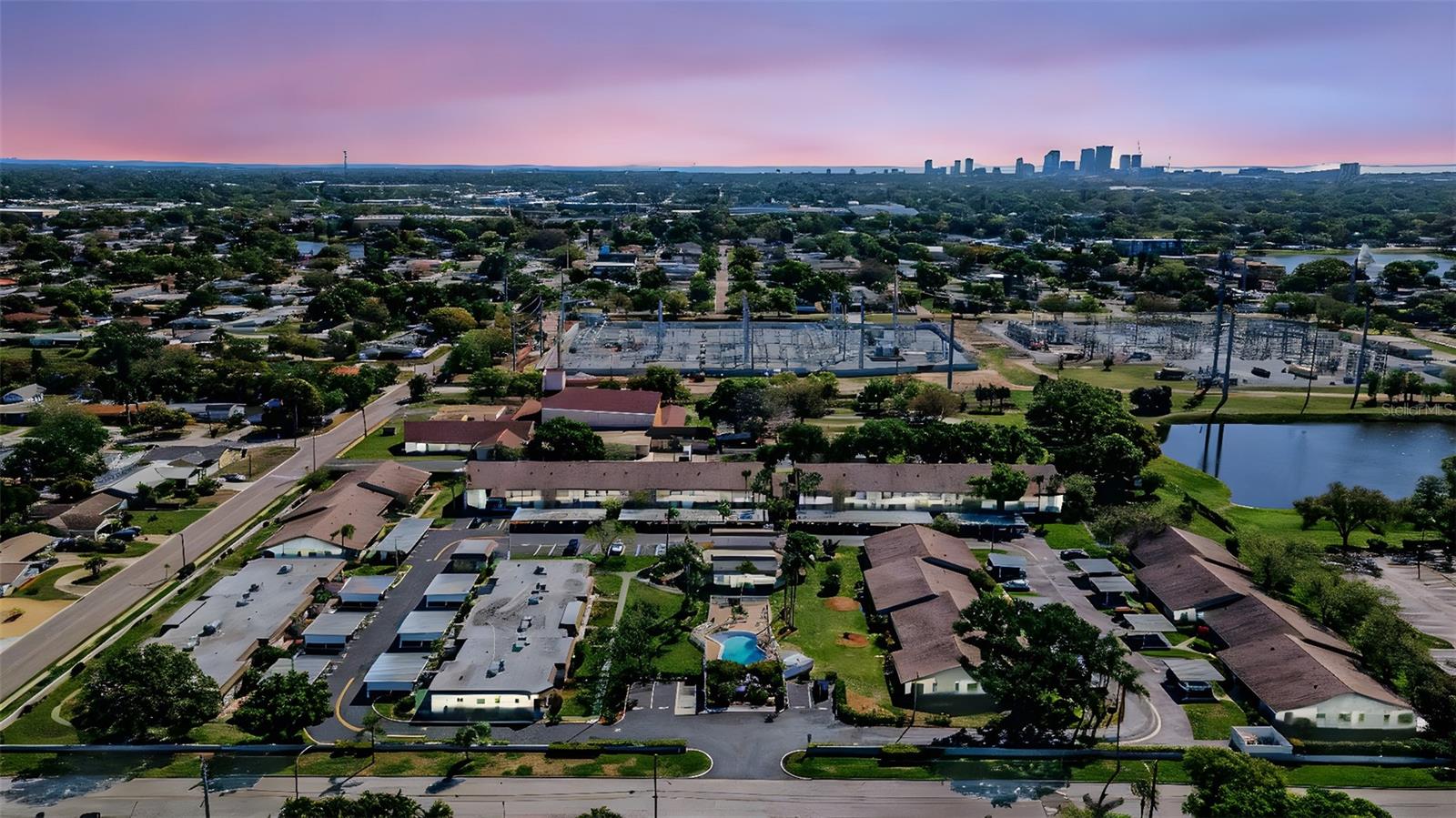 HARSHAW LAKE PARK CONDO - Residential