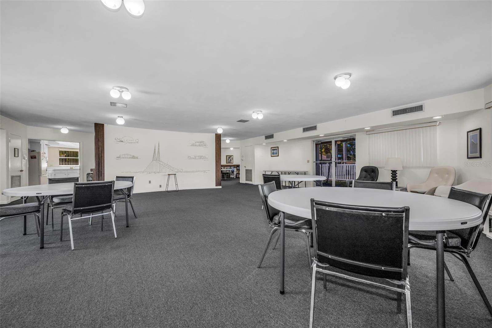 HARSHAW LAKE PARK CONDO - Residential