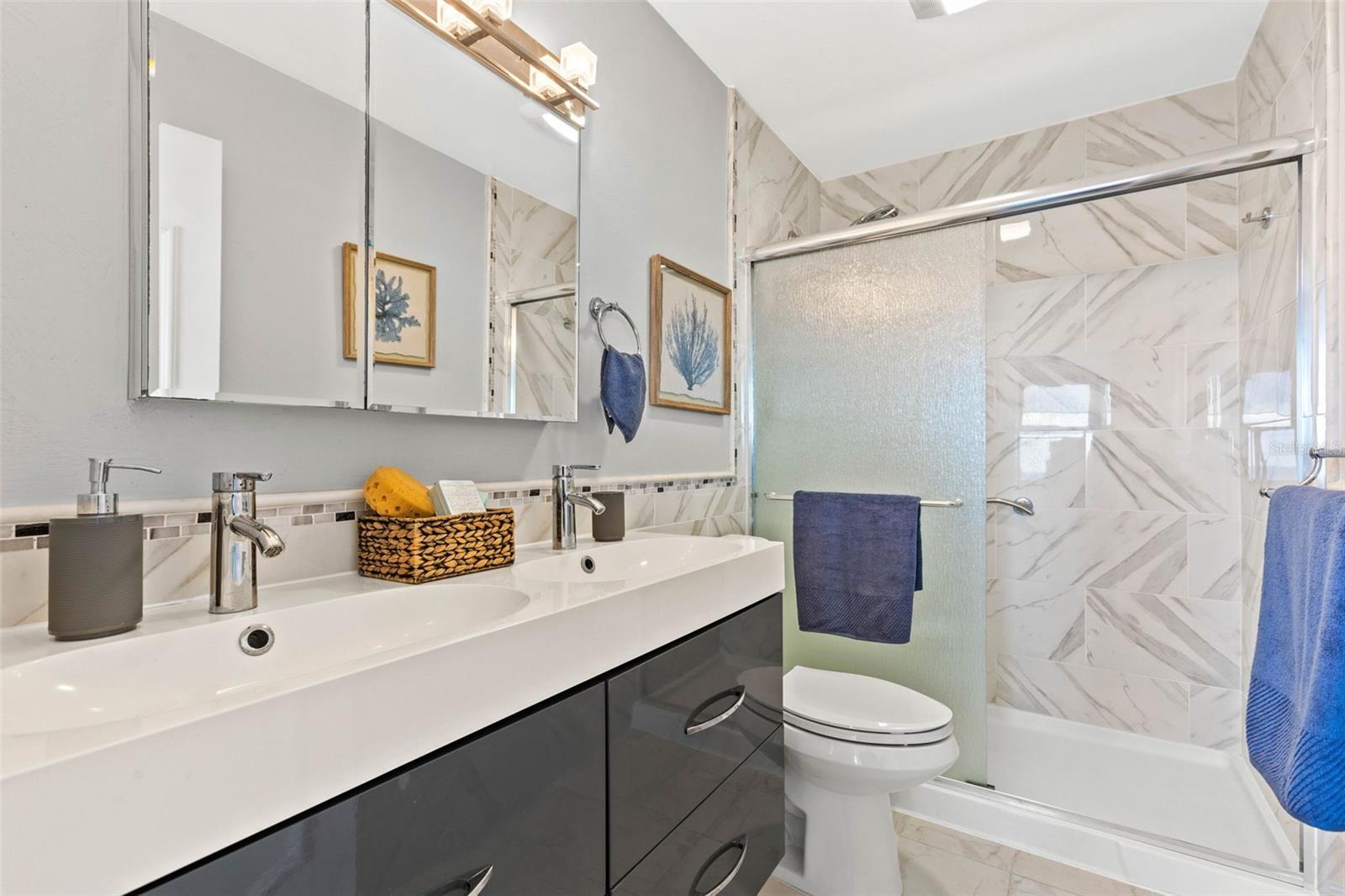 BRIGHTWATERS TOWER OF SNELL ISLE - Residential